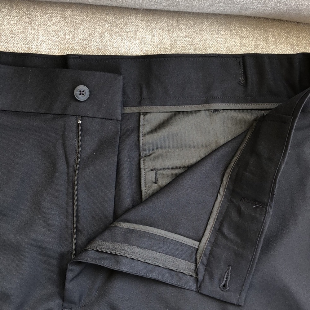 NWOT! - PGA TOUR Flat Front Stretch Golf Shorts - Picture 2 of 6